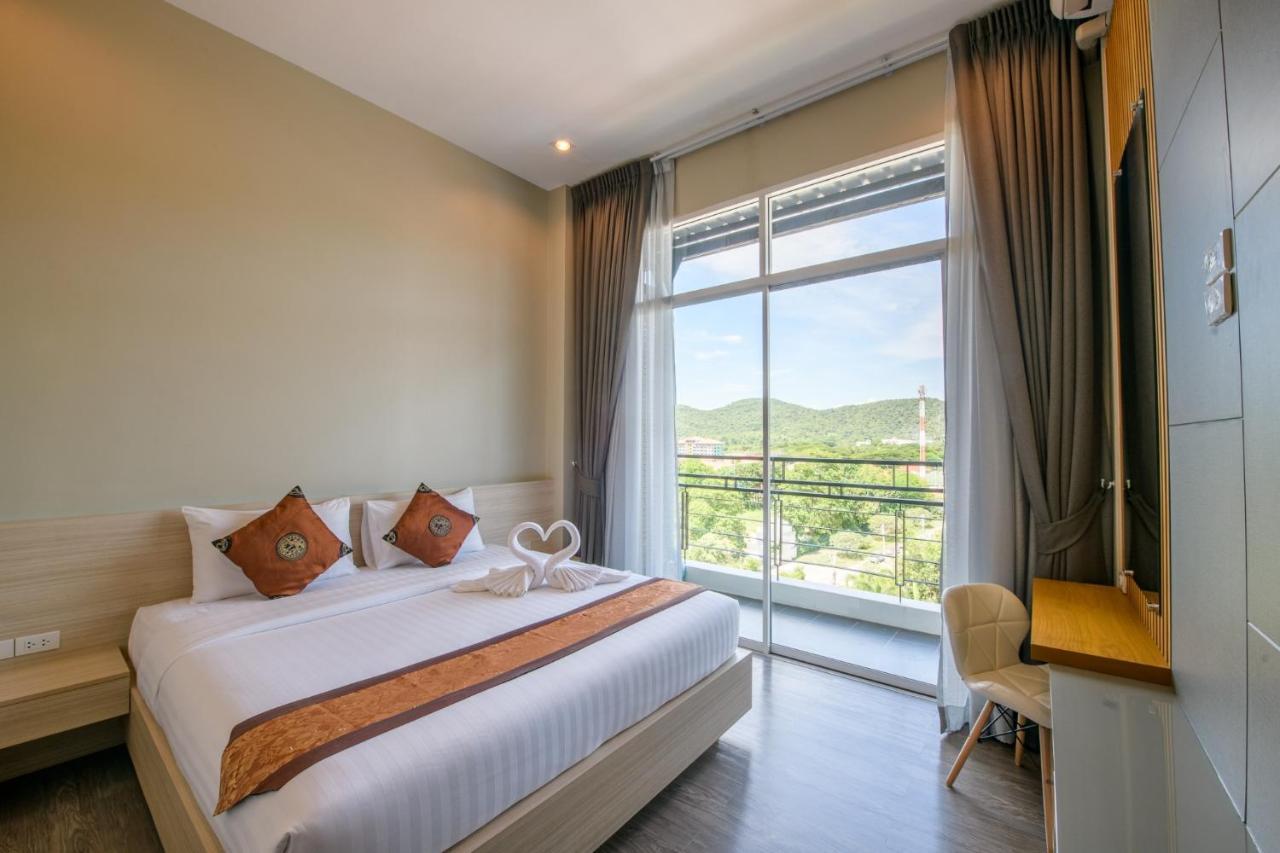 Ur The Private Huahin Hotel Exterior photo